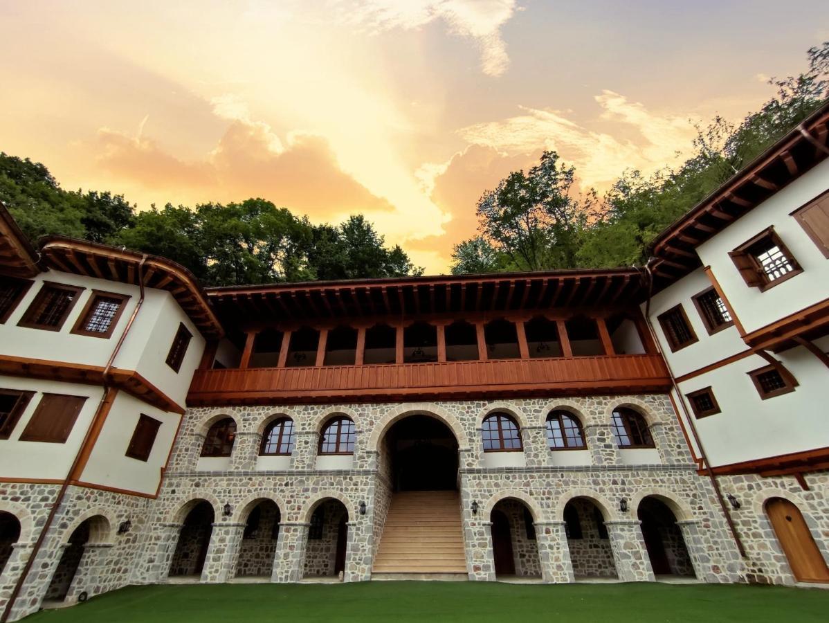 Guest Mansion, Гостински Палат Rostusa Exterior photo